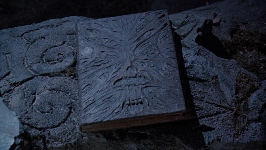 Hail to the King 'Army of Darkness' Turns 25! Horror Geek Life