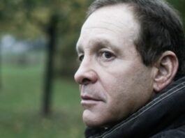 Steve Guttenberg heckle