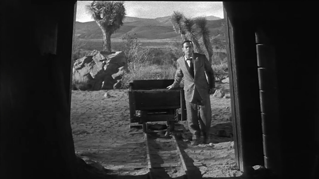 It Came From Outer Space (1953) - First Contact