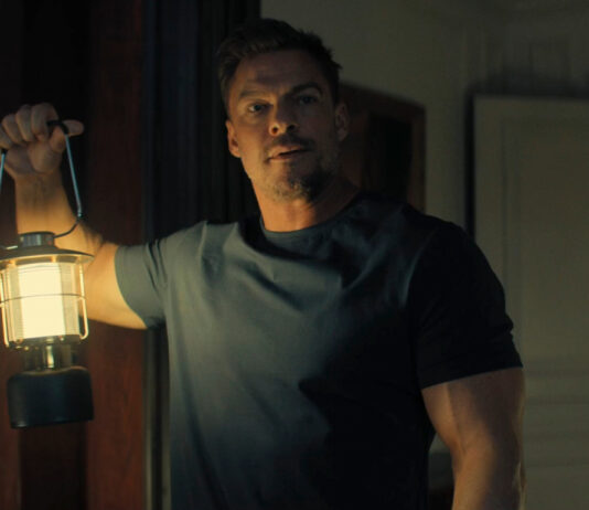 Alan Ritchson as Jack Reacher in Reacher Season 3
