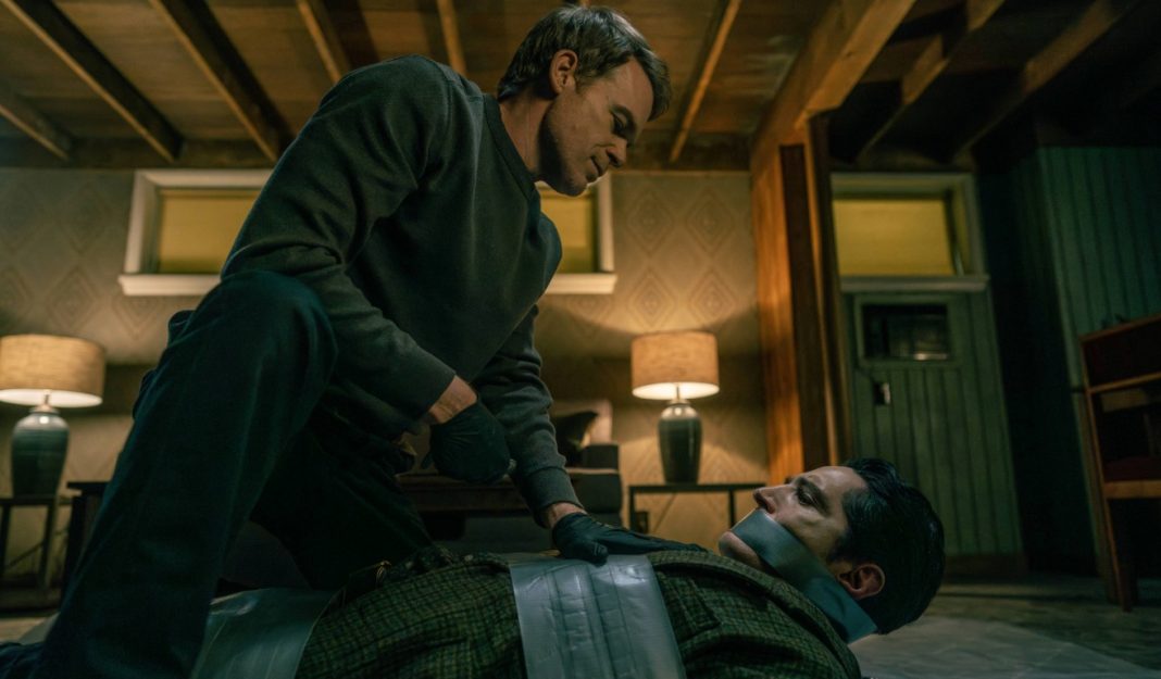 Dexter prepares to murder fellow serial killer, Gareth 