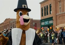 Eli Roth's Thanksgiving - Turkey Mascot