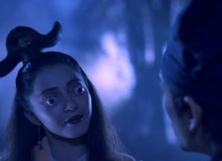 A woman's eyes bulge out in Picture of a Nymph (1987)