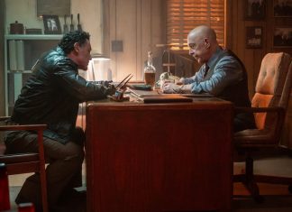 Vincent Walsh as Eddie Breen, J.K. Simmons as Eamon Sweeney in The Westies Episode 8