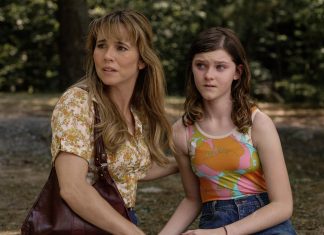 CRYSTAL LAKE -- Pictured: (l-r) Linda Cardellini as Pam Voorhees, Gwendolyn Sundstrom as Grace