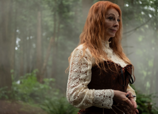 Cassandra Peterson in R.L. Stine’s Pumpkinhead 2